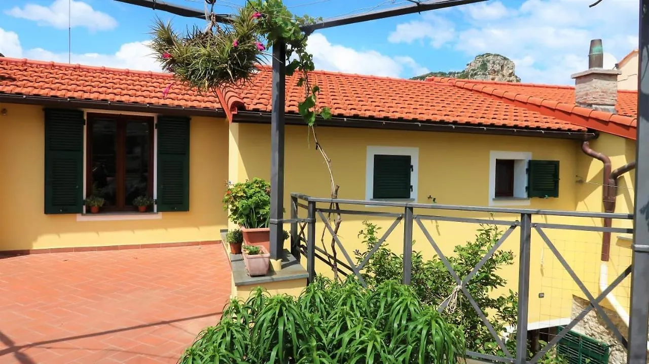 فندق مبيت وإفطار فينالي ليغوري B&B Dalu